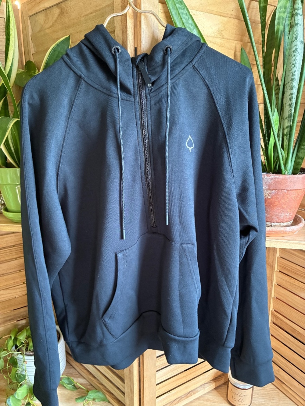 Aspen Collection Essential Hooded 1/4 Zip – Black – XL